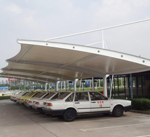 Lều kho di động lắp đặt nhanh, vận hành kho bãi nhẹ nhàng hơn