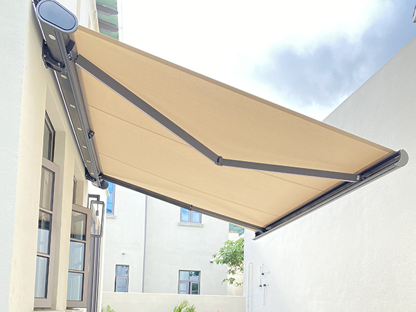 Ô dù che nắng toàn thân QHC