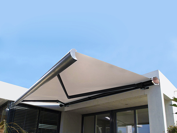 Ô dù che nắng toàn thân QHC