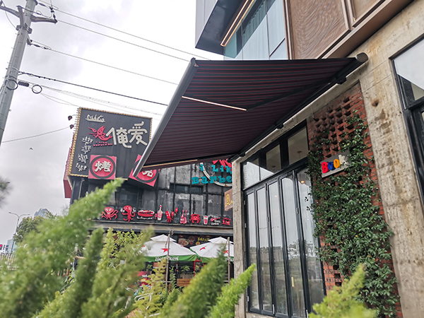 Ô dù che nắng toàn thân QHC