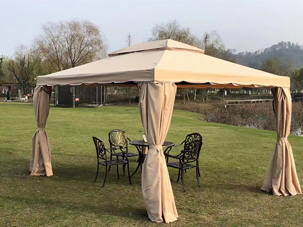 Nhà chòi vải bạt