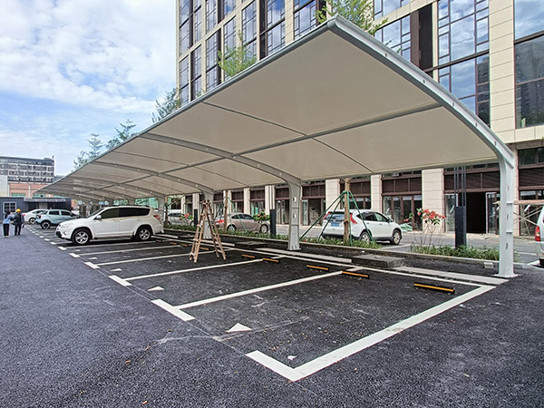 Mái che bãi đỗ xe