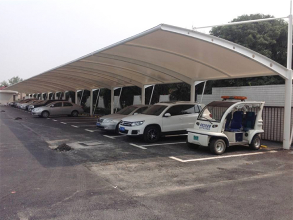 Mái che ô tô kết cấu màng